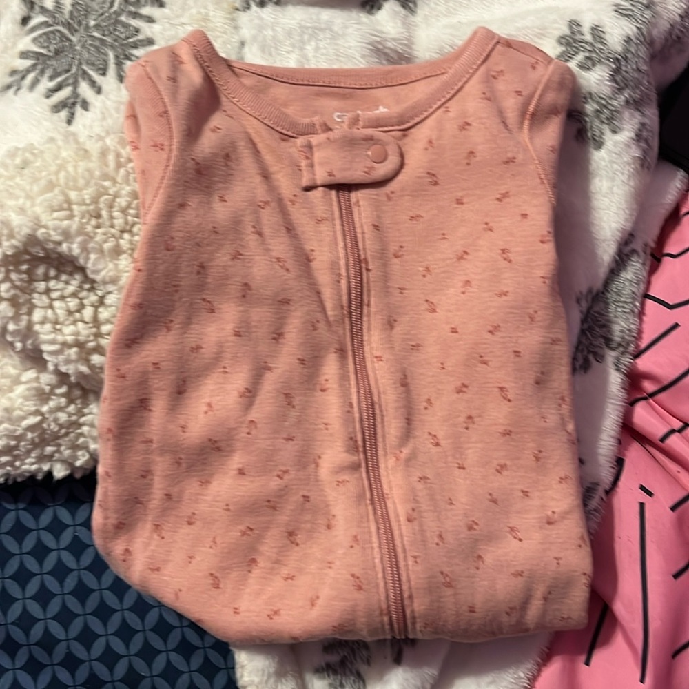 Carter baby girl onesie 6m